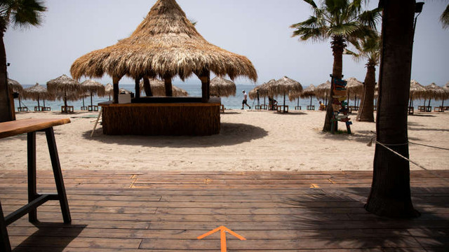 Coronavirus: Peste 500 de plaje din Grecia au fost redeschise