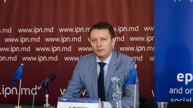 Siegfried Mureșan | Parlamentul R. Moldova se îndepărtează tot mai mult de valorile democratice europene prin deciziile adoptate nedemocratic și netransparent.