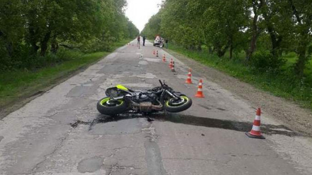 Un minor a murit într-un accident cu motocicleta