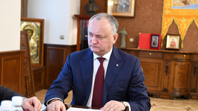 Igor Dodon a semnat decretele cu privire la rechemarea mai multor ambasadori ai R. Moldova