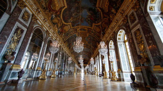 Coronavirus: Palatul Versailles se redeschide de sâmbătă pentru public