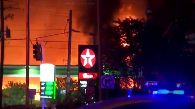 Revoltă la Atlanta după uciderea unui tânăr afro-american. Un restaurant a fost incendiat, iar poliția a ripostat cu gaze lacrimogene