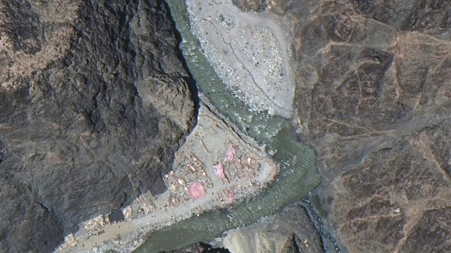 Noi imagini din satelit arată apariția unor structuri ale Chinei la granița cu India unde s-au bătut recent sute de soldați