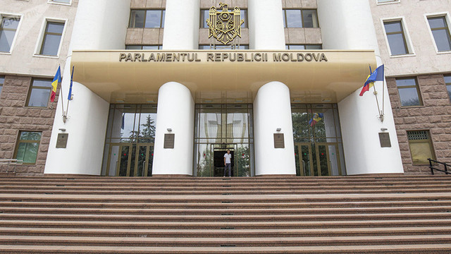 EXPERȚI: R.Moldova ar putea intra într-un blocaj politic, după destrămarea coaliției majoritare din Parlament