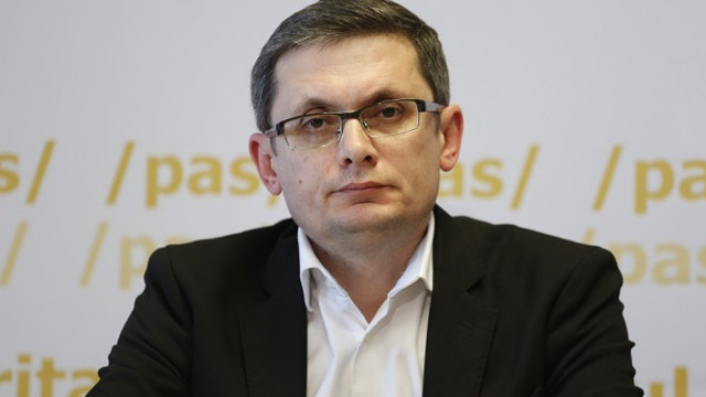  Igor Grosu a anunțat că deputații PAS sunt gata să participe la ședința plenară dacă vine procurorul general 