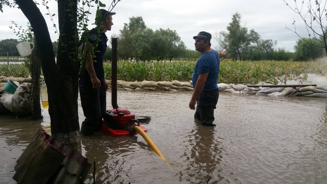 Guvernul a aprobat planuri privind contracararea riscurilor de inundație