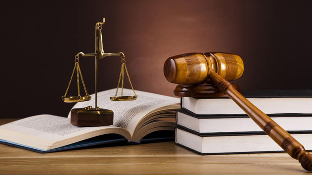 Modificări la Legea cu privire la avocatură