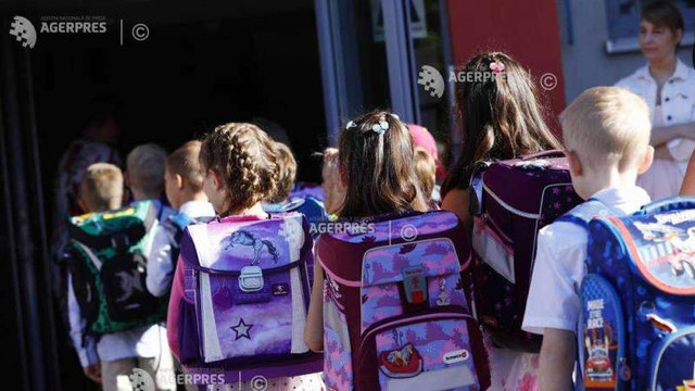 Germania: Zeci de mii de elevi se întorc în școli din vacanța de vară, în noi condiții de pandemie