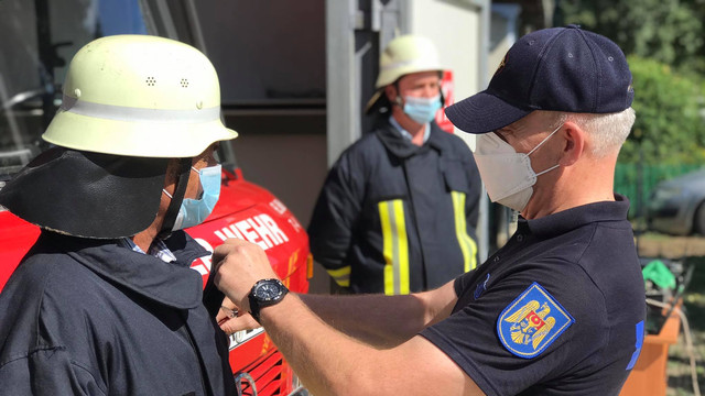 FOTO/VIDEO | Pompieri și salvatori instruiți în Germania vor activa ca voluntari la Bravicea, pentru noul post teritorial deschis astăzi