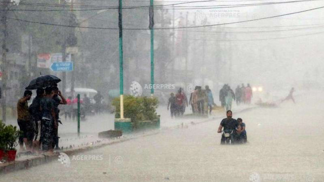 Pakistan: Cel puțin 13 persoane au decedat în urma ploilor torențiale și inundațiilor