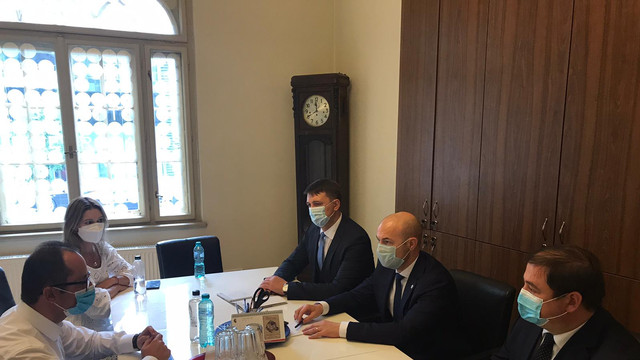 Directorul AMDM a discutat cu europarlamentarul român, Cristian Bușoi: „Mizăm pe susținerea României și UE în obținerea vaccinului anti-COVID-19”