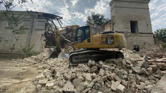 Viceprimar: Demolarea clădirii fostului cinematograf “Gaudeamus” este ilegală. Am solicitat să fie oprite lucrările
