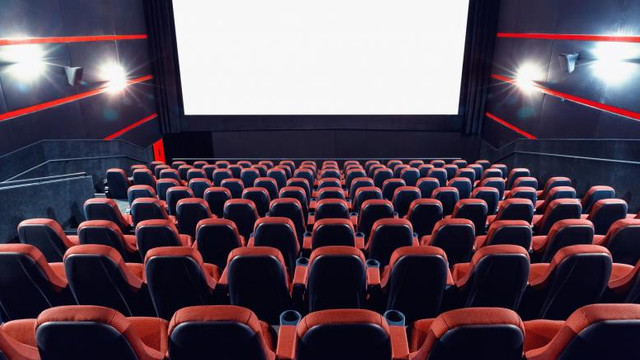 Țara care redeschide cinematografele, susținând că divertismentul crește imunitatea spectatorilor
