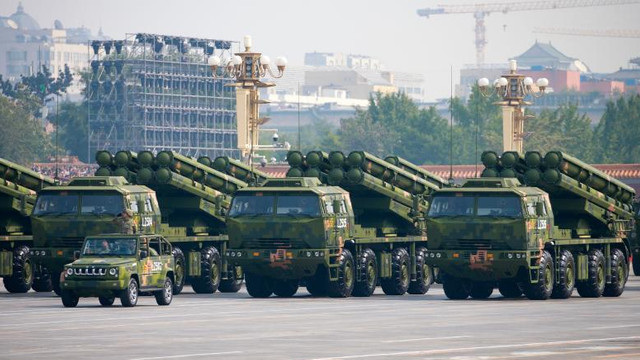 Pentagonul: China vrea să-și dubleze arsenalul nuclear. În ce domenii armata chineză a depășit-o pe cea americană