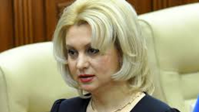 Violeta Ivanov promite pensionarilor pensii de cinci mii de lei dacă devine președinte