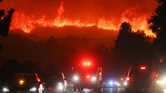 Cum au reușit niște petrecăreți din California să producă un incendiu care a mistuit peste 2800 de hectare