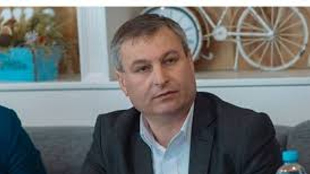Mai mulți politicieni și foști miniștri ai sănătății îi cer demisia șefului ANSP, Nicolae Furtună, după ce a declarat că persoanele care au decedat de COVID-19 erau o  „povară” 