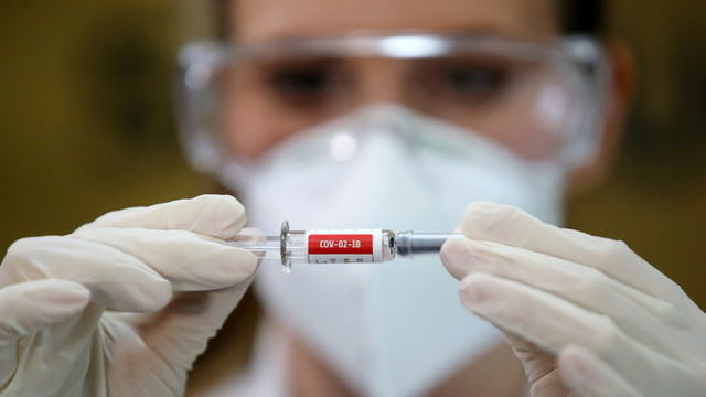 În Spania începe efectuarea primelor teste pe oameni cu un vaccin anti COVID-19