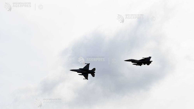 Avioane F-16 ale Armatei Române și bombardiere americane B-52, la exercițiul 'Bomber Weapon Training'