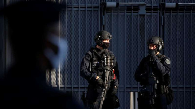 Franța | Patru persoane au fost rănite în urma unui atac cu armă albă în apropierea fostului sediu Charlie Hebdo