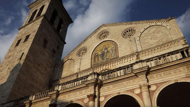 Moaștele papei Ioan Paul al II-lea, furate dintr-o catedrală din Italia
