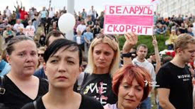 Nou protest al femeilor în Belarus: Poliția a început din nou arestările