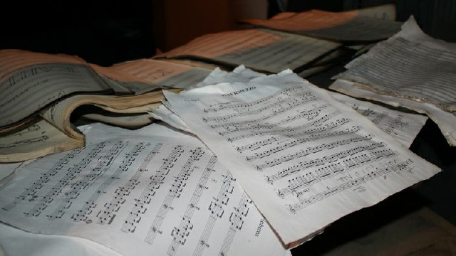 Documentele recuperate din incendiul de la Filarmonică vor fi digitalizate de BNRM