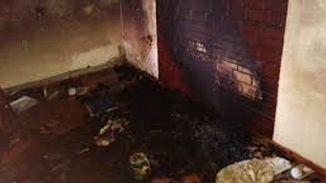 Incendiul în care a murit un copil de 11 luni a pornit de la exploatarea incorectă a sobei