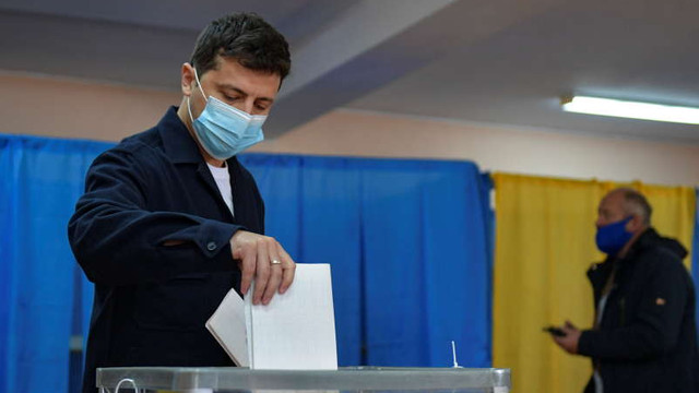Ucraina | Alegerile locale, o înfrângere pentru partidul lui Volodimir Zelenski