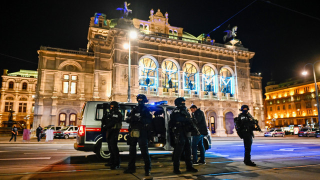 UPDATE | Atac terorist la Viena: Trei civili și un atacator au murit. Cel puțin 15 persoane au fost rănite