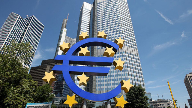 BCE a anunțat că în trimestrul patru creșterea economică în zona euro va fi negativă