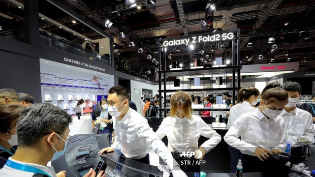 Samsung va lansa telefonul smart de ultimă generație Galaxy S21 în ianuarie 2021, informează Reuters pe surse