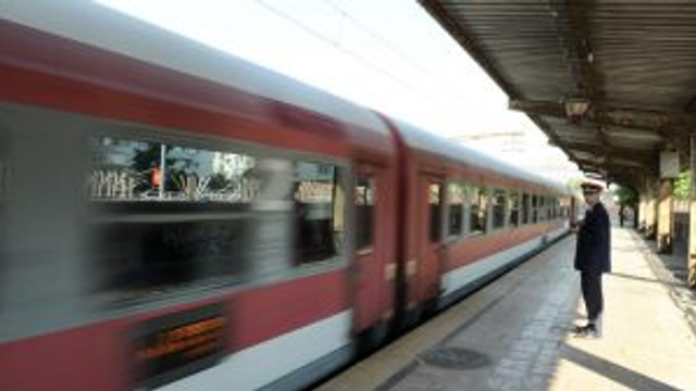 Elevii și studenții, cetățeni ai R.Moldova, vor putea călători gratuit cu trenul în România, în 15 noiembrie, pentru turul al doilea al alegerilor prezidențiale