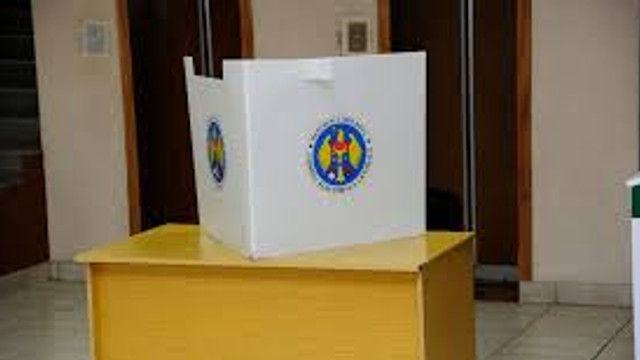 Prezența la urne în cel de-al doilea tur de scrutin al alegerilor prezidențiale a depășit-o pe cea din primul tur, cu patru ore înainte de închiderea secțiilor de votare