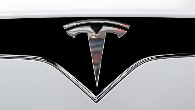 Tesla majorează prețul sedanului Model S comercializat în Europa