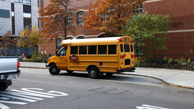 New York a găsit soluția pentru a deschide școlile. Din 7 decembrie, elevii se pot întoarce în bănci