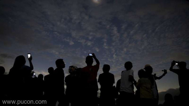 Chile: Spectacolul eclipsei totale de Soare amenințat de ploaie