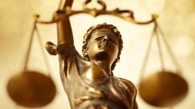 Judecătorii, procurorii și avocații recunosc încrederea scăzută în justiție, însă „vina nu este a sistemului propriu”
