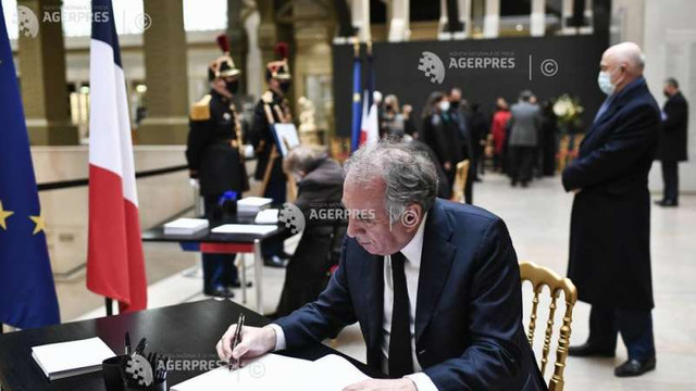 Franța: Industria franceză este într-o situație critică, consideră Înaltul comisar pentru planificare François Bayrou