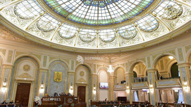 Parlament nou-ales al României se reunește luni, la convocarea președintelui 