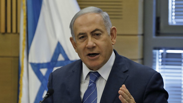 Benjamin Netanyahu compare din nou în fața justiției și respinge acuzațiile de corupție, fraudă și abuz de încredere formulate împotriva sa
