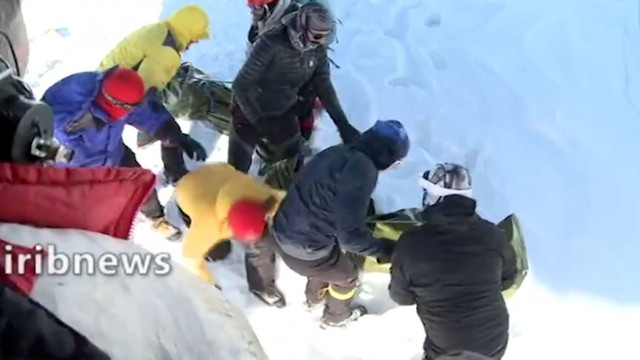 Cel puțini zece alpiniști au murit și alți șapte sunt dați dispăruți în Iran, după ce au fost surprinși de viscol și o avalanșă