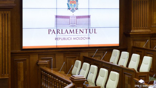 În sesiunea de toamnă, parlamentarii s-au întrunit în doar zece ședințe