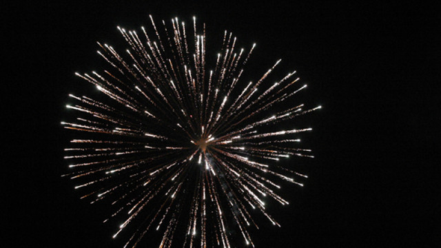 Petiție online pentru retragerea din vânzare a artificiilor
