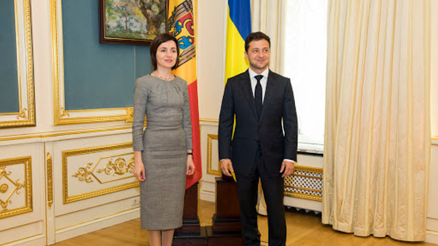 EXPERȚI | Președinta Maia Sandu întreprinde mâine prima sa vizită oficială peste hotare în calitate de șef al statului, la Kiev. „Autoizolarea aceasta pe care a mers Dodon nu a adus bine R. Moldova. Acum, urmează să deblocăm această situație”
