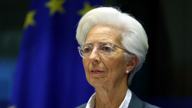 Christine Lagarde își menține estimările optimiste cu privire la creșterea economică în zona euro