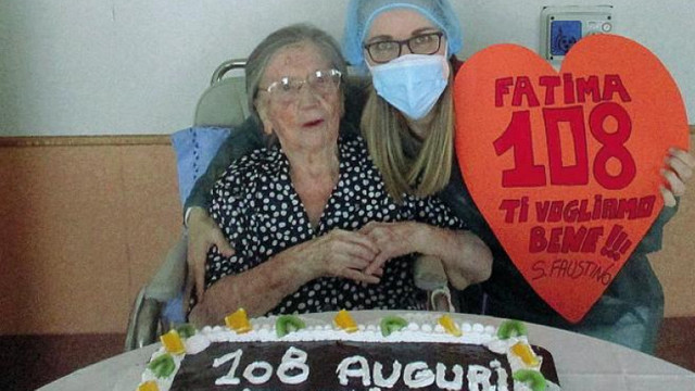 O femeie de 108 ani care s-a vindecat de COVID-19 în luna mai a fost vaccinată