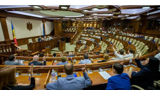 Legislativul va declara vacant un mandat de deputat