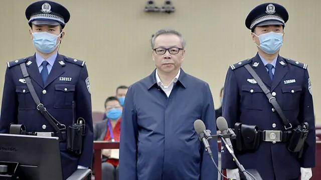 China a executat un om de afaceri important la câteva zile după ce l-a condamnat la moarte pentru luare de mită