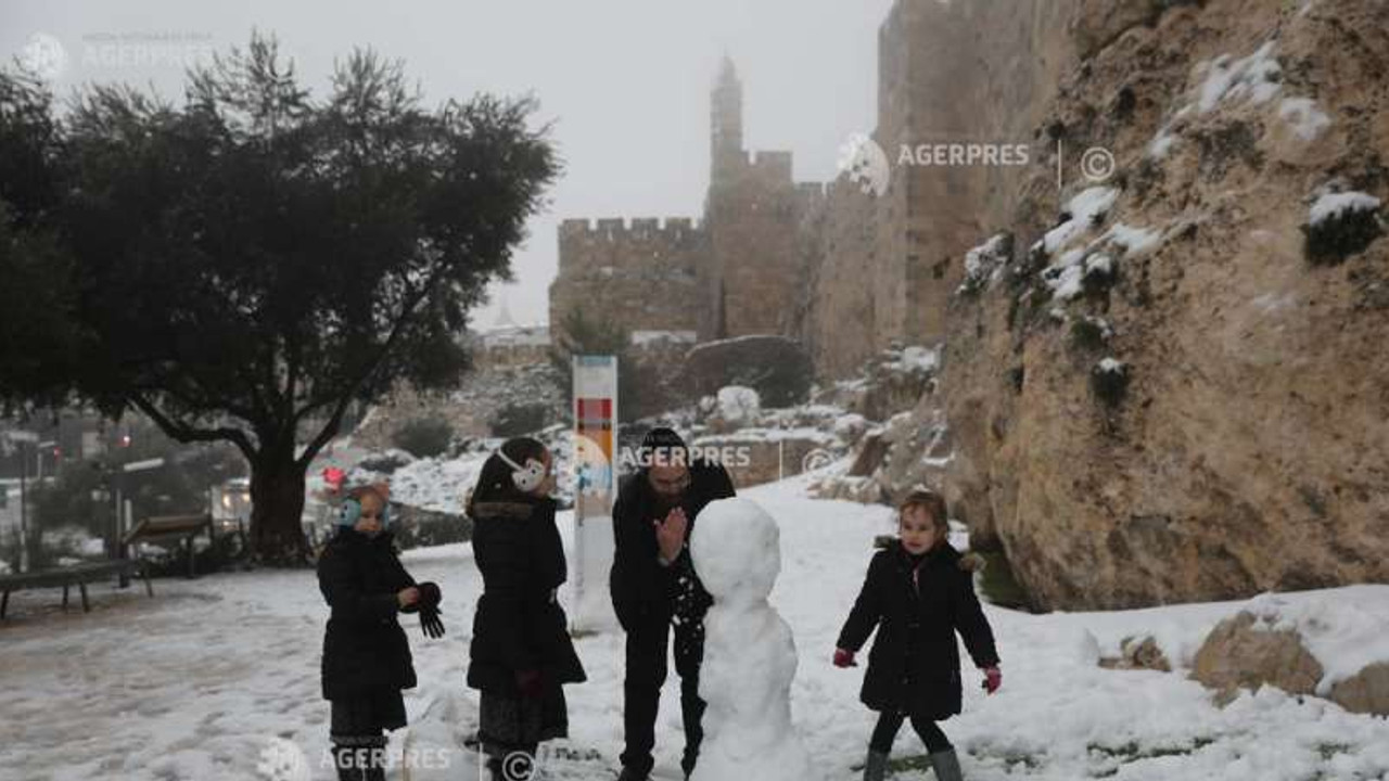 Выпал снег в феврале. Снег в Иерусалиме 2021. Снег в Израиле. Иерусалим зимой.